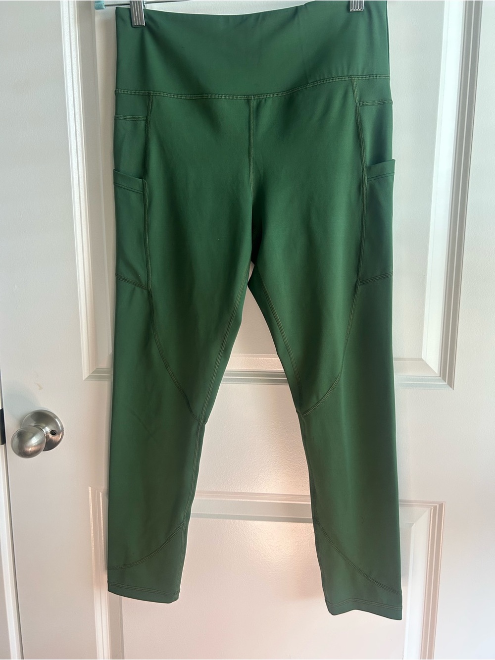 ZYIA Olive Green High-Rise Pocket Leggings
